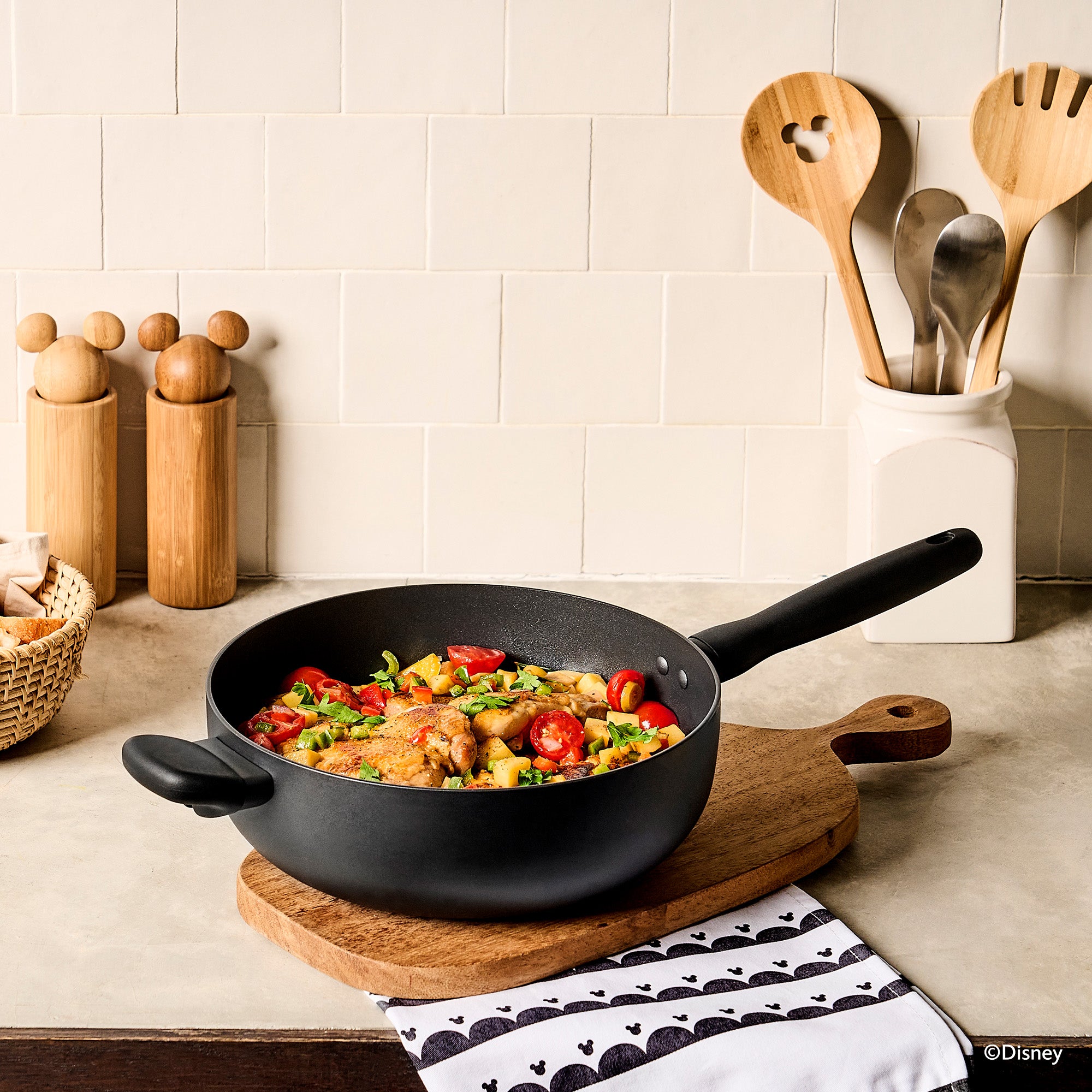 Nonstick 26cm, 3.8L Open Chef's Pan with Helping Handle